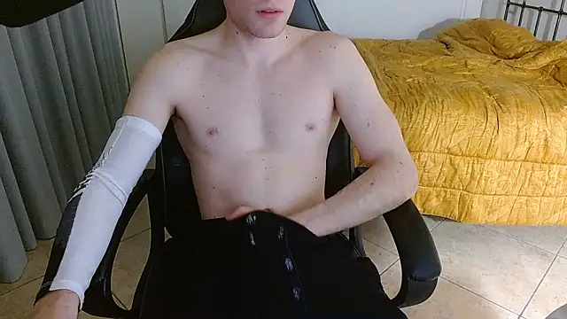 FitGuyDream online show from 11-30-25, 10:43