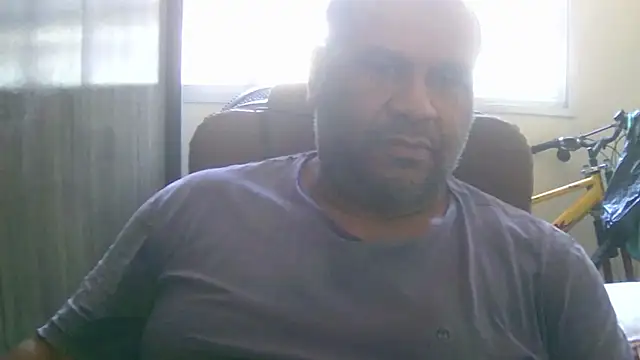 Snapshot of ulmo_br chatting on 10-24-25, 01:54 ulmo br online show from 10-24-25, 01:54