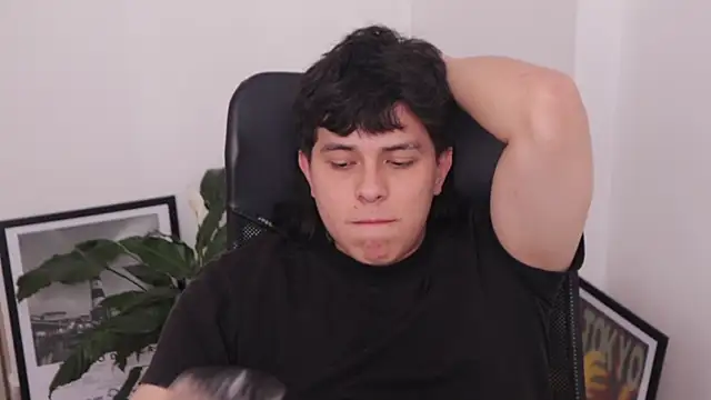 Tony Hoffa online show from 04-10-26, 06:48