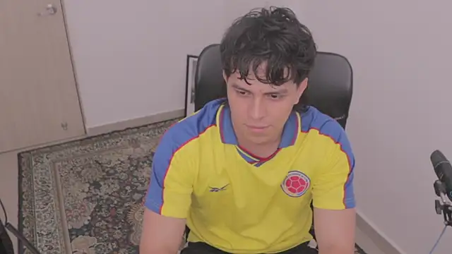 Snapshot of Tony_Hoffa chatting on 12-21-25, 07:26 Tony Hoffa online show from 12-21-25, 07:26