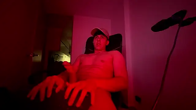 Snapshot of Tony_Hoffa chatting on 12-14-25, 08:09 Tony Hoffa online show from 12-14-25, 08:09