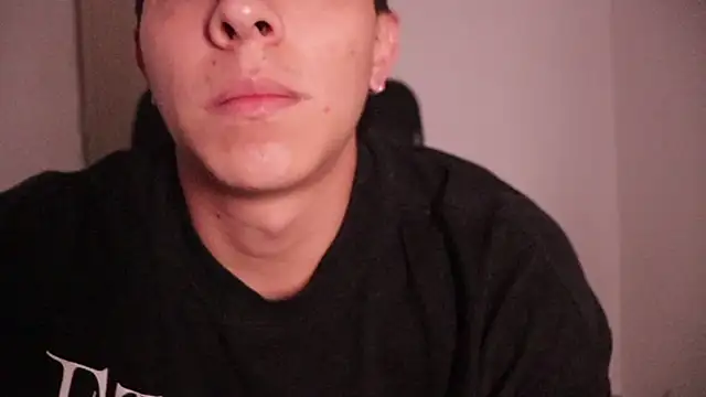 Snapshot of Tony_Hoffa chatting on 03-13-25, 03:44 Tony Hoffa online show from 03-13-25, 03:44