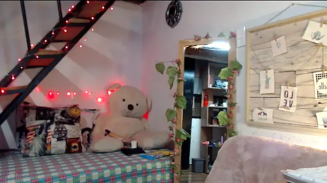 luna sky83 online show from 02-26-25, 05:24