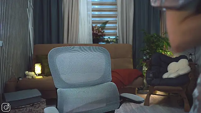 Feral Berrry  online show from 02-14-26, 02:17