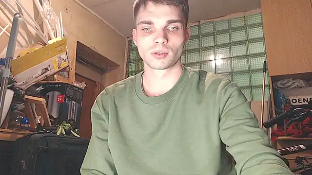 Snapshot of Simbo_cool chatting on 05-30-26, 12:28 Simbo cool online show from 05-30-26, 12:28