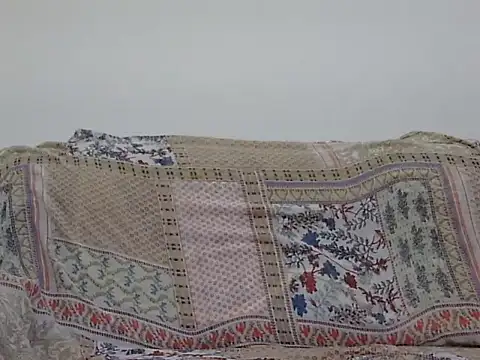 Snapshot of mishi_kaur chatting on 03-12-25, 05:02 mishi kaur online show from 03-12-25, 05:02