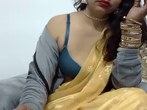Snapshot of mishi_kaur chatting on 02-12-25, 01:41 mishi kaur online show from 02-12-25, 01:41