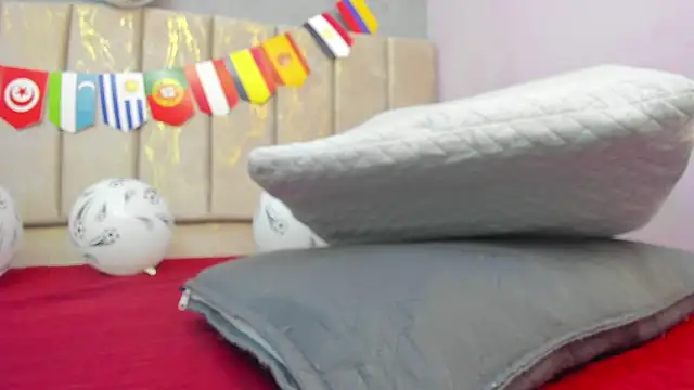 Snapshot of Tiffany_mendez chatting on 06-21-26, 12:11 Tiffany mendez online show from 06-21-26, 12:11