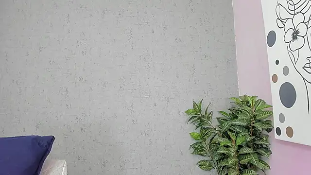 Tiffany mendez online show from 03-07-26, 12:10