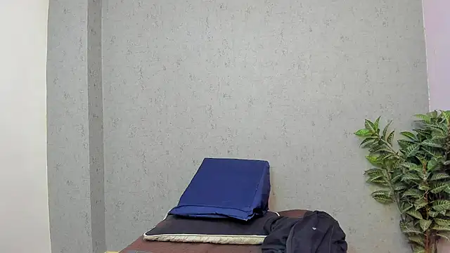 Tiffany mendez online show from 02-07-26, 12:02