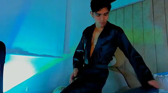 Snapshot of Muichiro_tokito1 chatting on 02-07-25, 03:55 Muichiro tokito1 online show from 02-07-25, 03:55