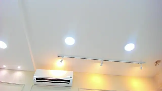 Snapshot of nahomygrey_ chatting on 03-15-25, 11:39 nahomygrey online show from 03-15-25, 11:39