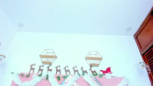 nahomygrey  online show from 12-19-25, 07:38