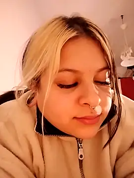 Snapshot of sammymoon chatting on 02-26-25, 10:58 sammymoon online show from 02-26-25, 10:58