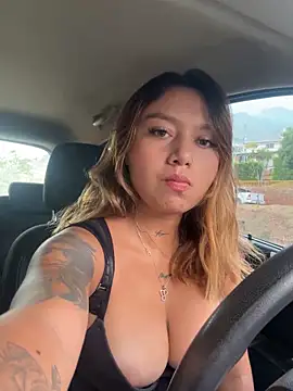 amanda-medrano1 online show from 02-04-25, 01:38