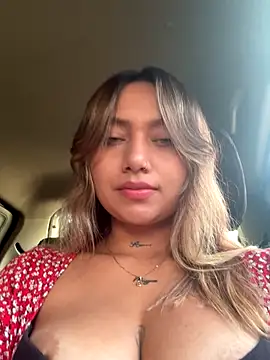 amanda-medrano1 online show from 09-25-25, 03:18