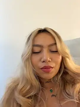 amanda-medrano1 online show from 07-28-26, 03:21