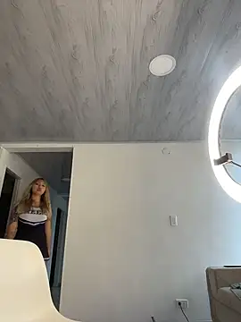 amanda-medrano1 online show from 02-13-26, 02:50