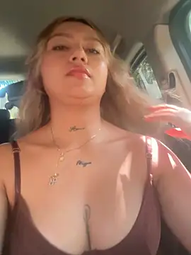 amanda-medrano1 online show from 01-16-26, 04:00