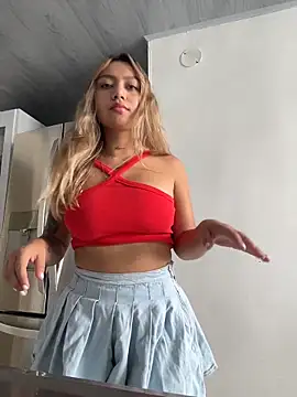 amanda-medrano1 online show from 03-13-26, 02:55