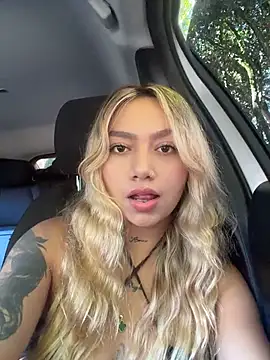 amanda-medrano1 online show from 07-16-26, 01:52