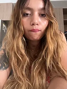 amanda-medrano1 online show from 03-13-25, 02:01