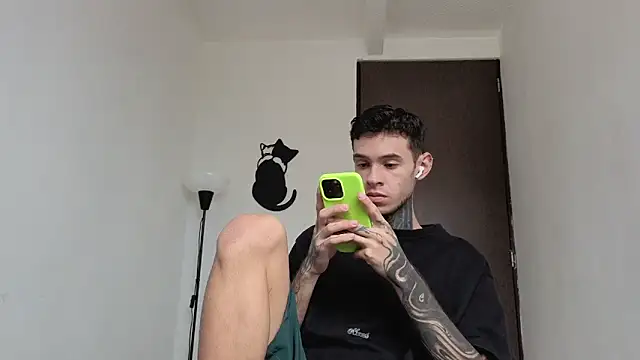 Saturno v online show from 02-24-26, 06:09