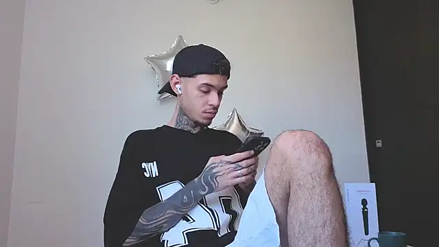 Saturno v online show from 09-20-25, 10:09