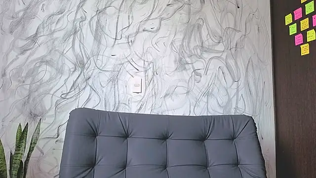 Saturno v online show from 12-15-25, 07:52