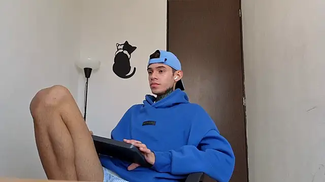 Saturno v online show from 03-09-26, 01:03