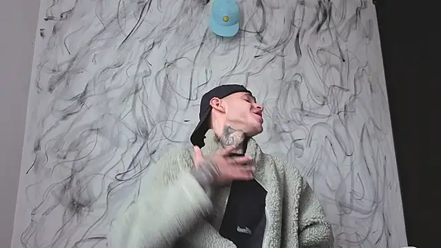 Saturno v online show from 10-10-25, 01:56