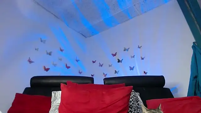 Sexy-Favgirl online show from 03-06-26, 11:22