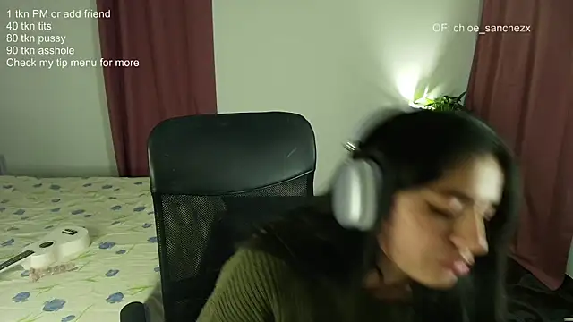 ChloeSanchezx online show from 03-01-26, 11:16