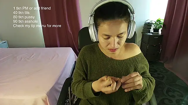 ChloeSanchezx online show from 02-15-26, 09:58