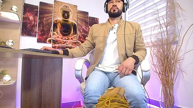 Snapshot of alessandro_wye chatting on 03-13-25, 12:24 alessandro wye online show from 03-13-25, 12:24