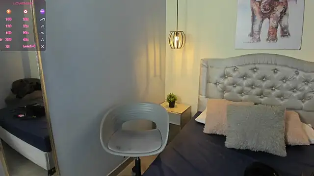 escarleth   online show from 06-11-26, 01:52