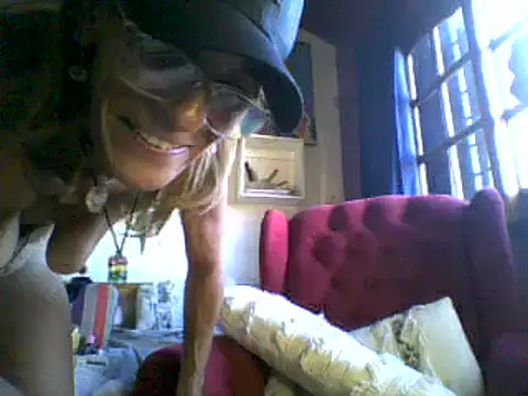Snapshot of sabinytahot chatting on 12-03-24, 08:55 sabinytahot online show from 12-03-24, 08:55