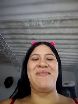 Miia grand online show from 10-10-25, 09:04