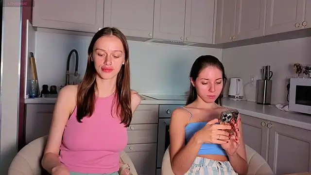 fcjuicy pussy online show from 10-09-25, 12:28