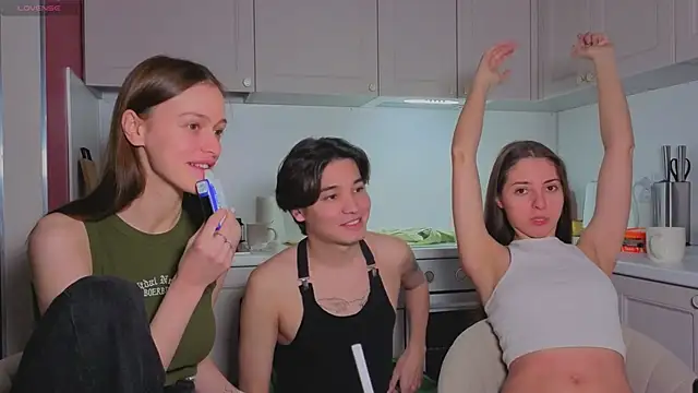 fcjuicy pussy online show from 11-27-25, 10:16