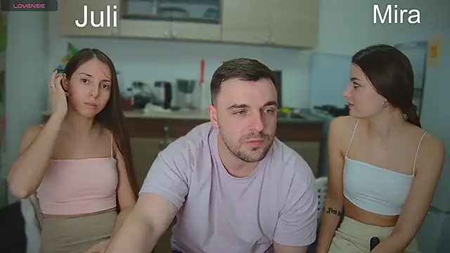 fcjuicy pussy online show from 02-19-25, 04:33