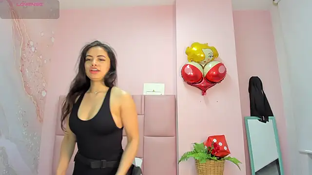 soyzarahtorres online show from 10-02-25, 11:41