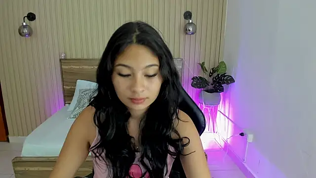 Snapshot of melody_flowers chatting on 03-03-25, 12:17 melody flowers online show from 03-03-25, 12:17