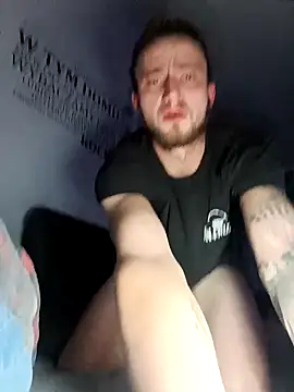 wariacik0024 online show from 12-02-25, 10:44