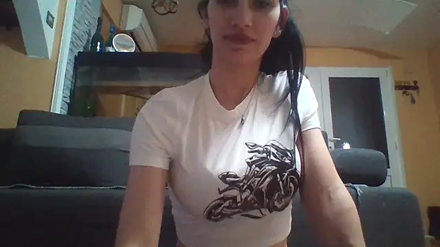 MeanGirl93 online show from 04-04-26, 09:21