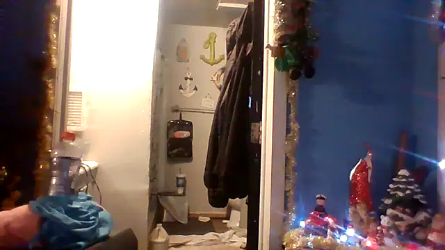 lilbishmiss online show from 12-23-25, 02:44