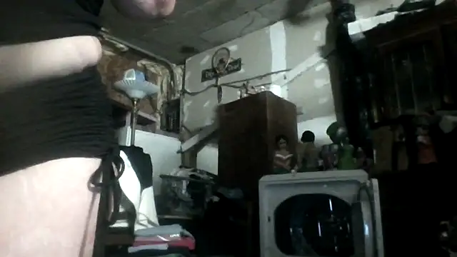 Snapshot of lilbishmiss chatting on 05-31-26, 03:18 lilbishmiss online show from 05-31-26, 03:18