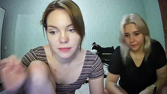 ChrisGirls online show from 02-22-25, 06:41