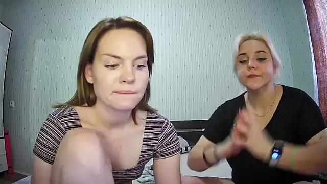 ChrisGirls online show from 02-27-25, 01:38