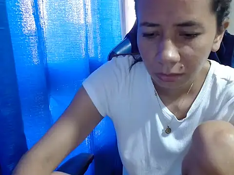 Snapshot of Erotic_latina chatting on 03-16-25, 12:33 Erotic latina online show from 03-16-25, 12:33